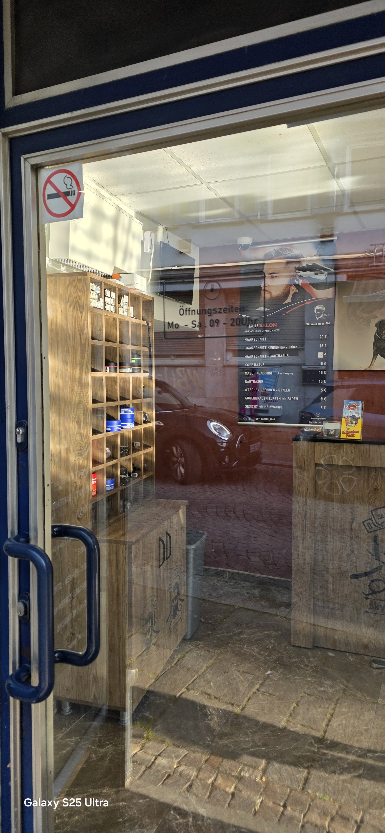 Sky Barber Shop – Detailaufnahme Werkzeuge