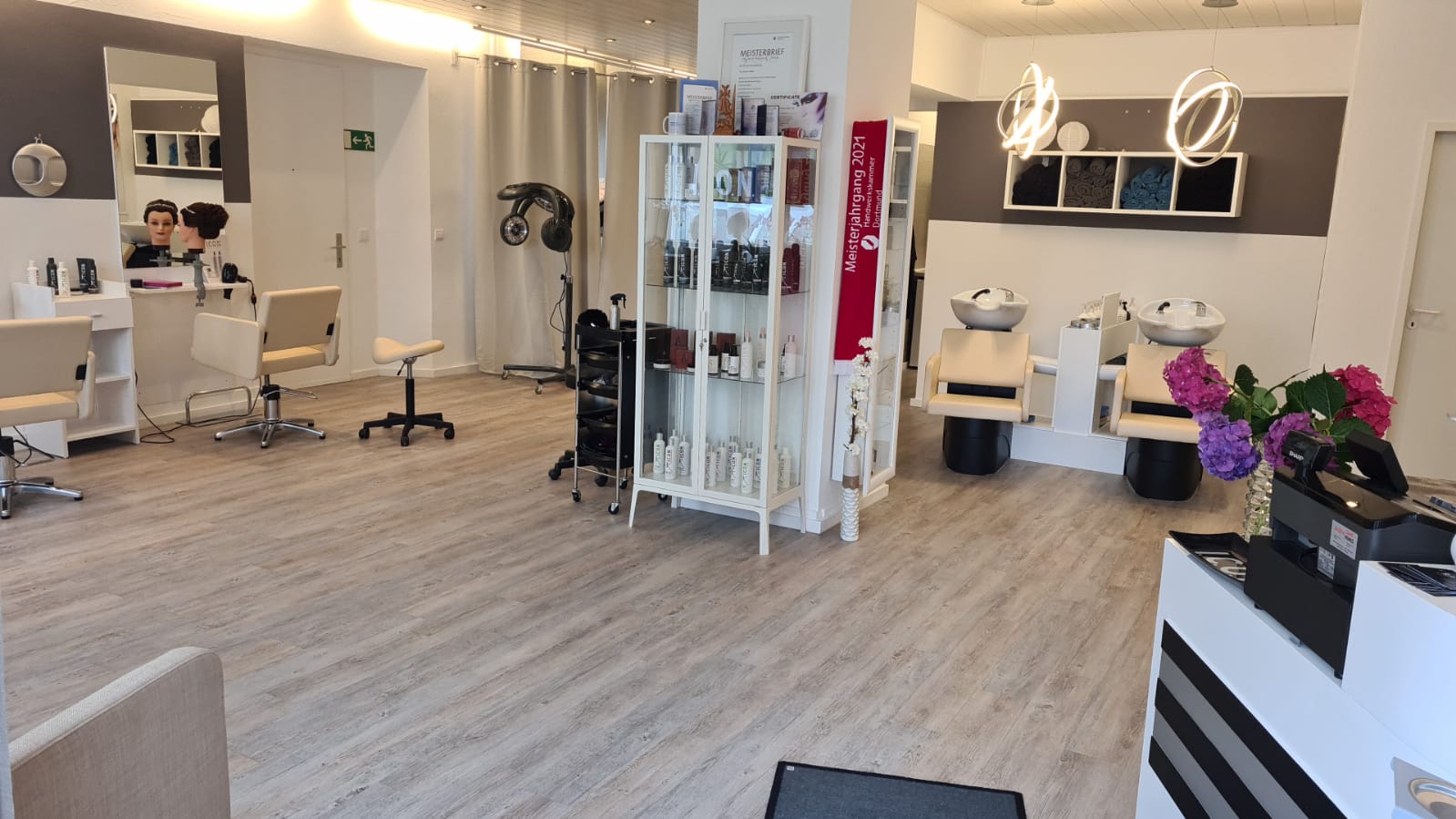 Beauty Hair Knarik – Saloneinrichtung