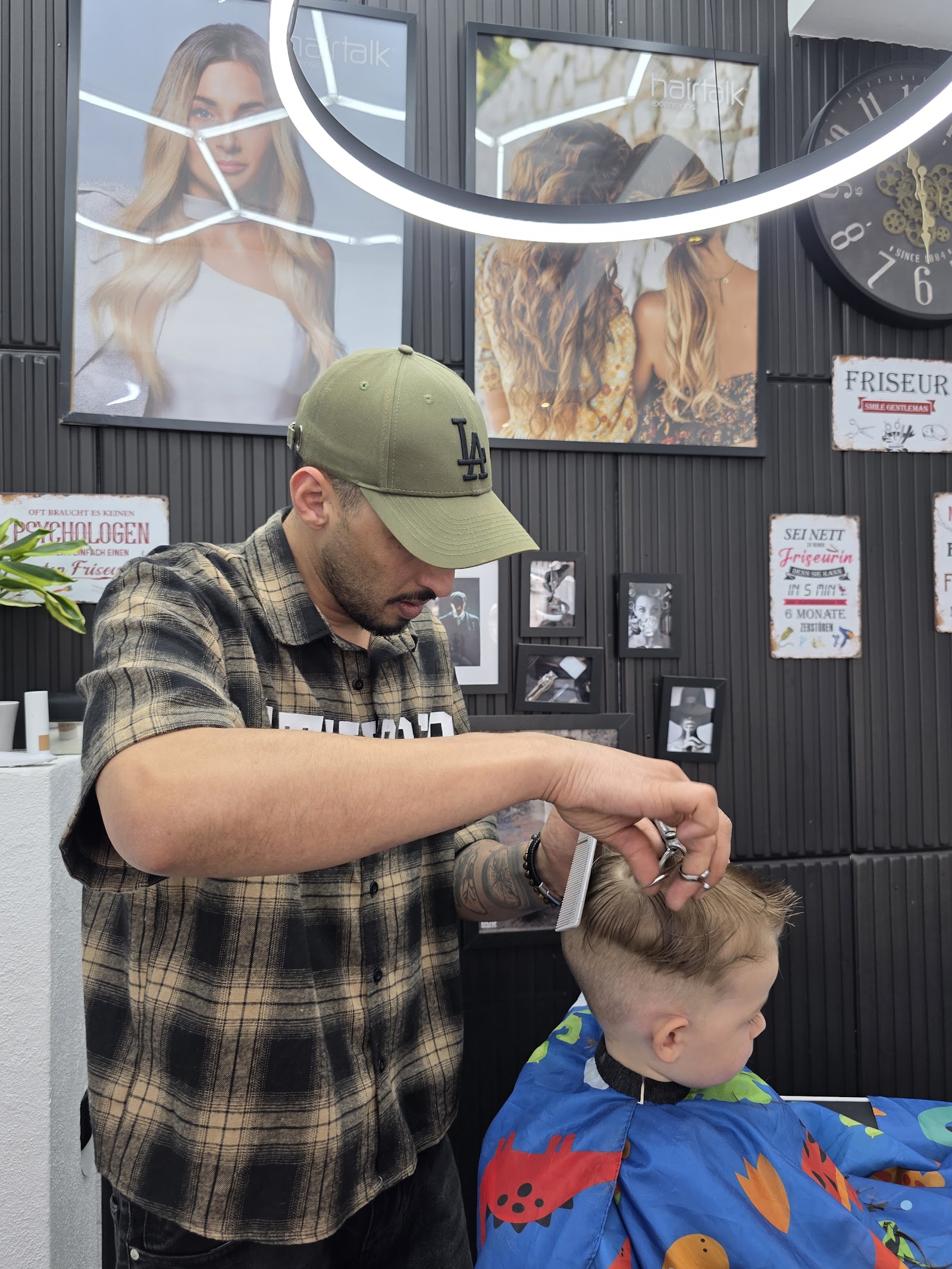 Ronaldo's Hairdesign – Beispielarbeit Fade-Cut
